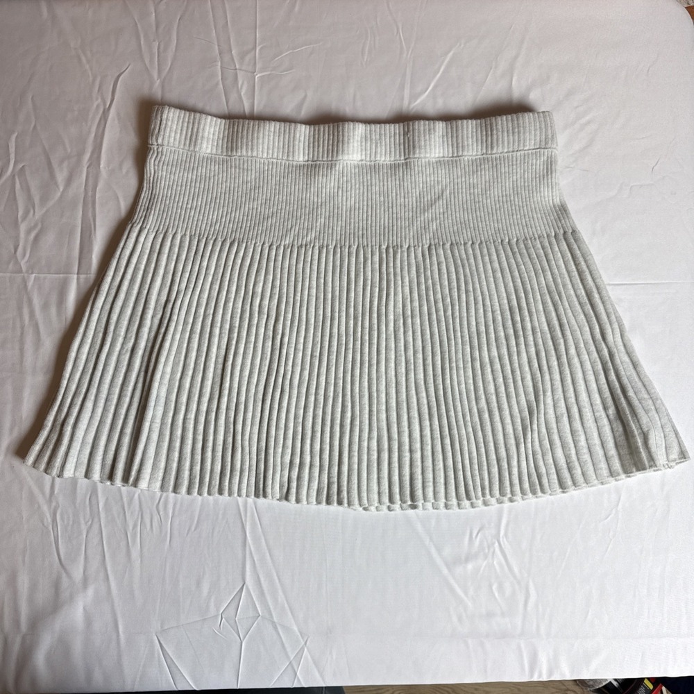 Aerie Take Charge Women's Size XL Sweater Skirt‎ Pleated Wool Blend Gray